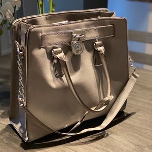 Large Michael Kors Hamilton Bag